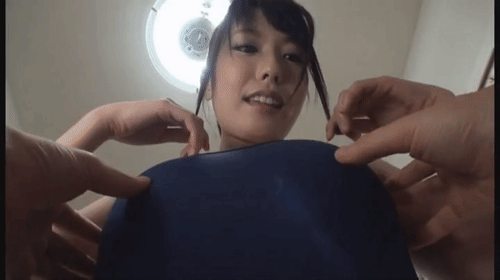 有村千佳の着衣乳首責め