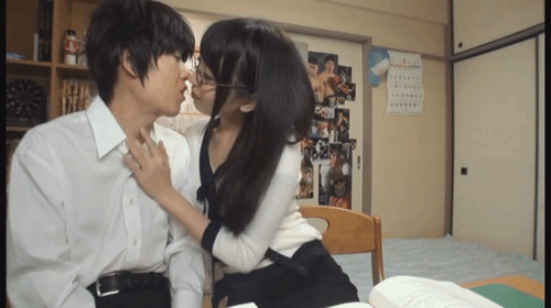 有村千佳のキス
